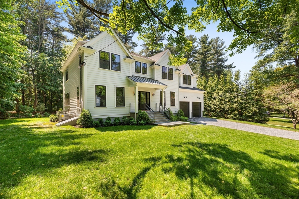 22 Constitution Rd in Lexington