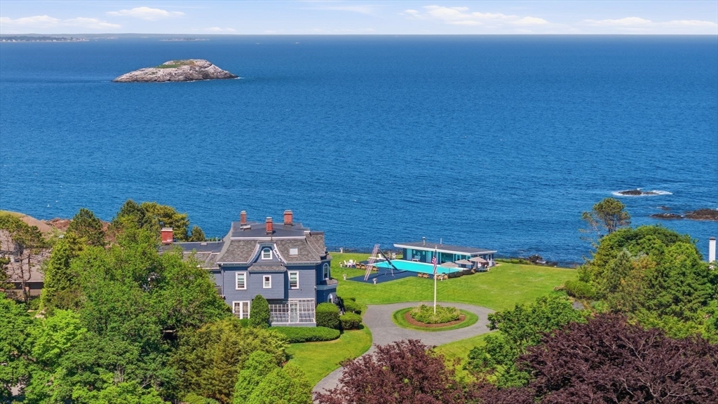 374 Nahant Road in Nahant