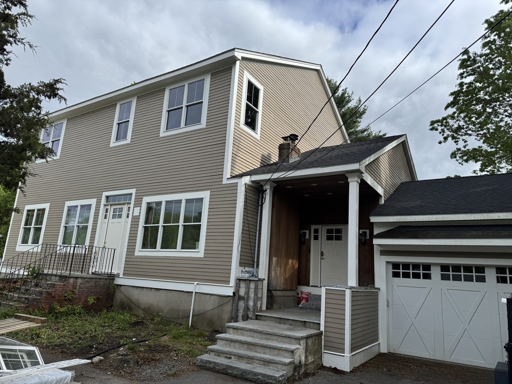 29 Lillian Rd in Stoughton
