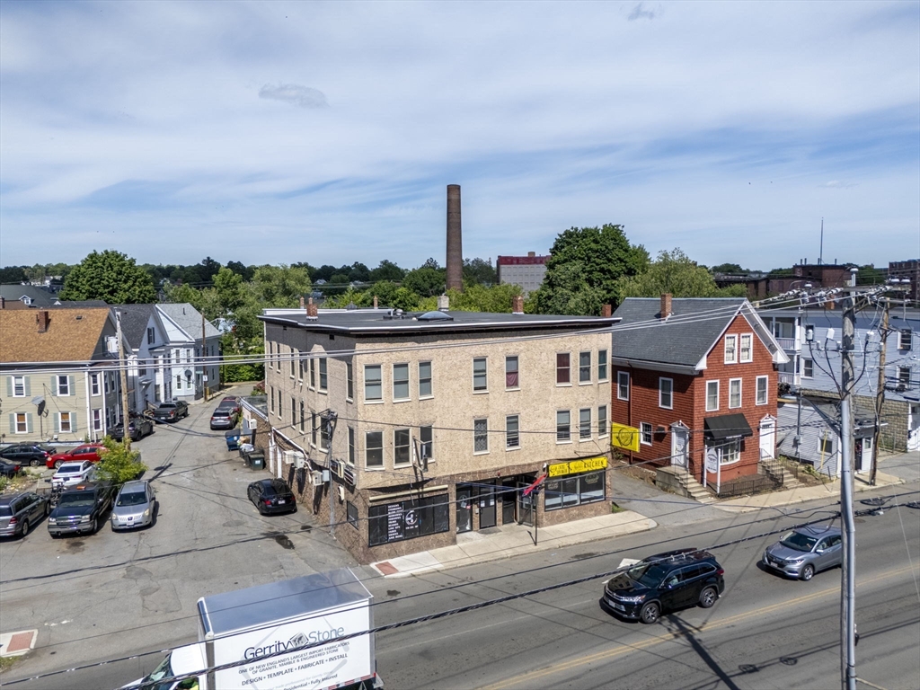 135 Lafayette Sq in Haverhill