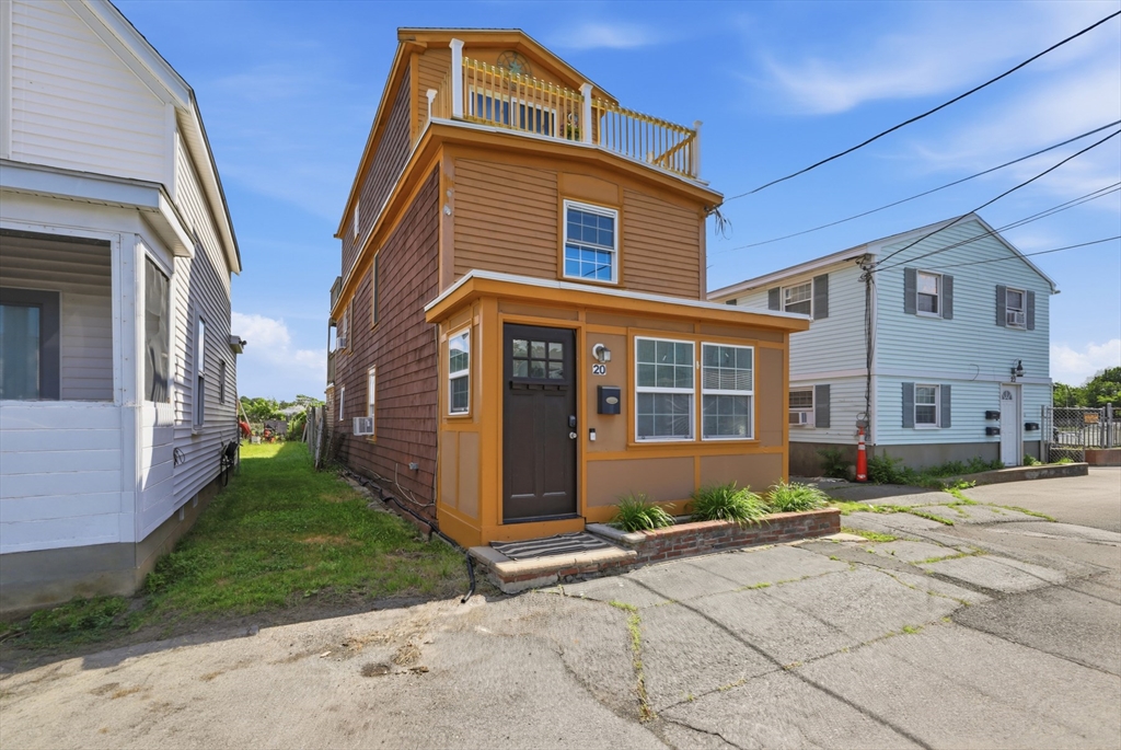 20 Milton Street in Saugus