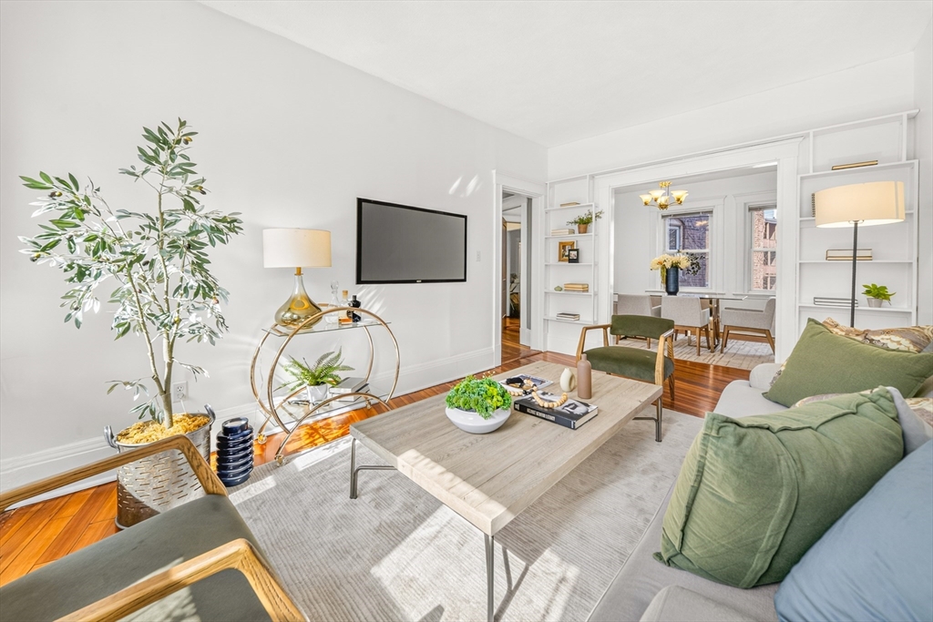 551 Brookline Ave #4 in Brookline