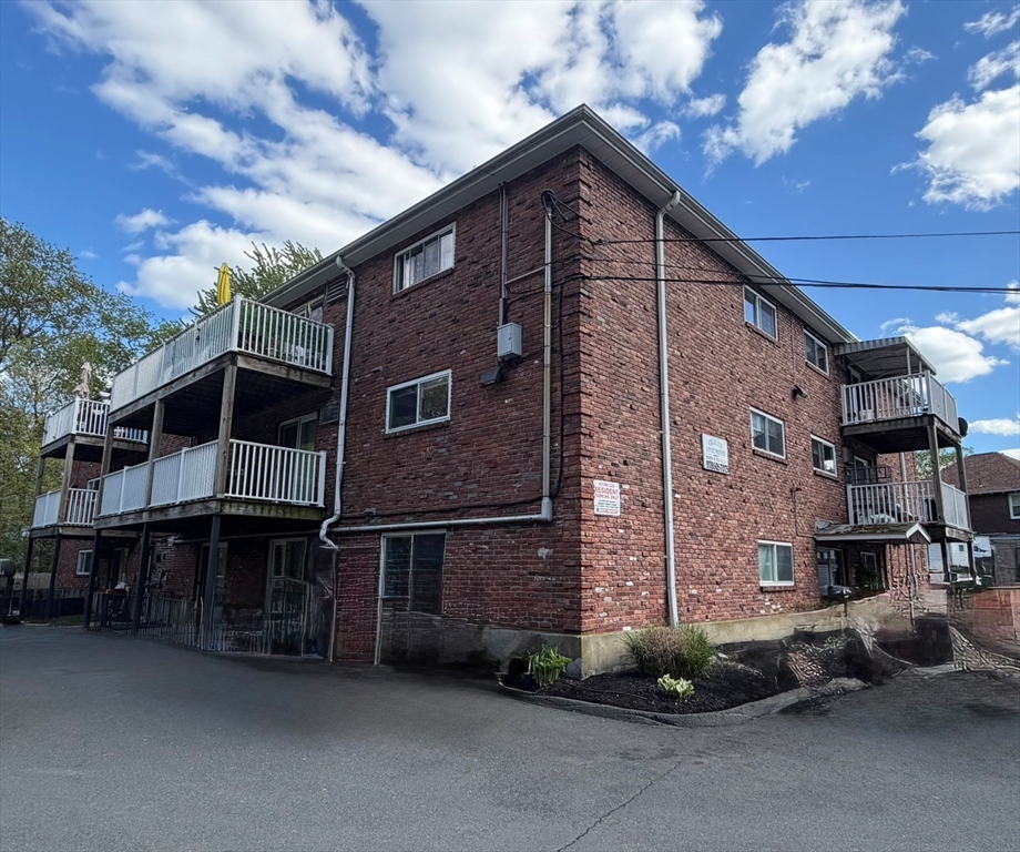 38 Clapp St. in Malden