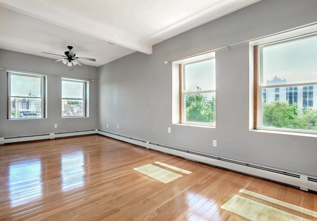 56 Peabody Street #3-E in Salem