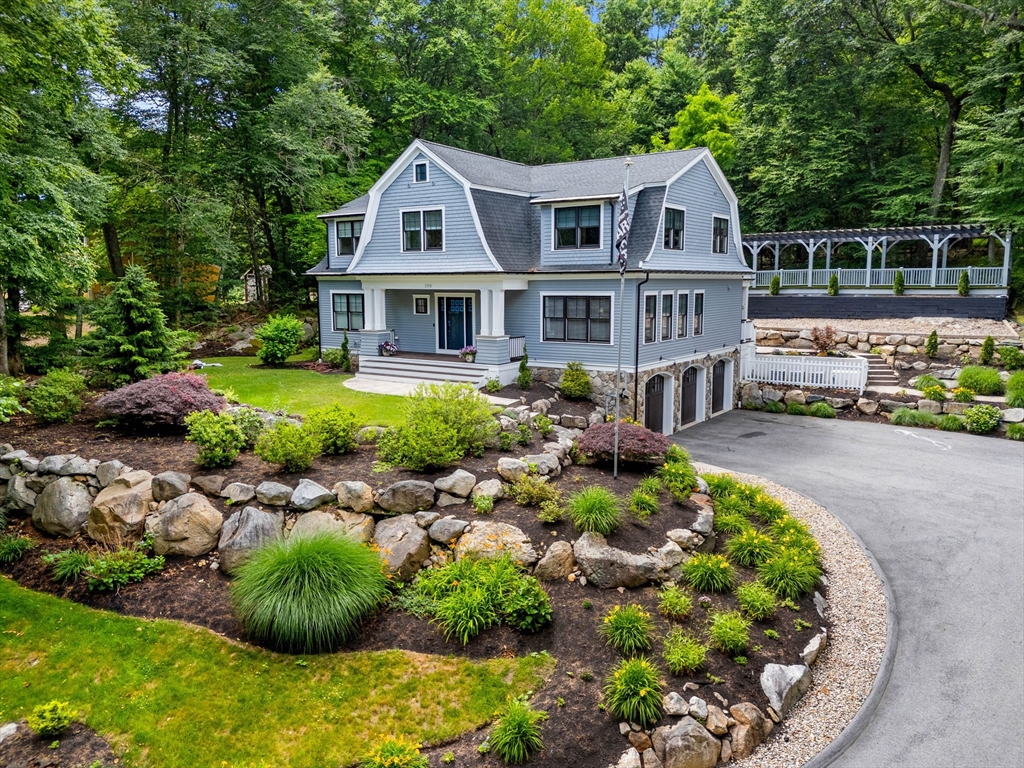 190 Bedford Rd in Lincoln
