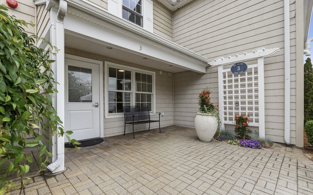 3 Pirmi Lane #4 in Gloucester