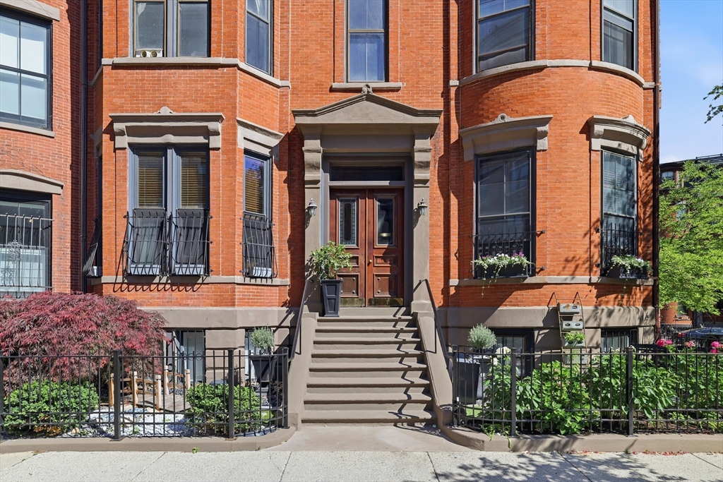 312 Columbus Ave #4 in Boston