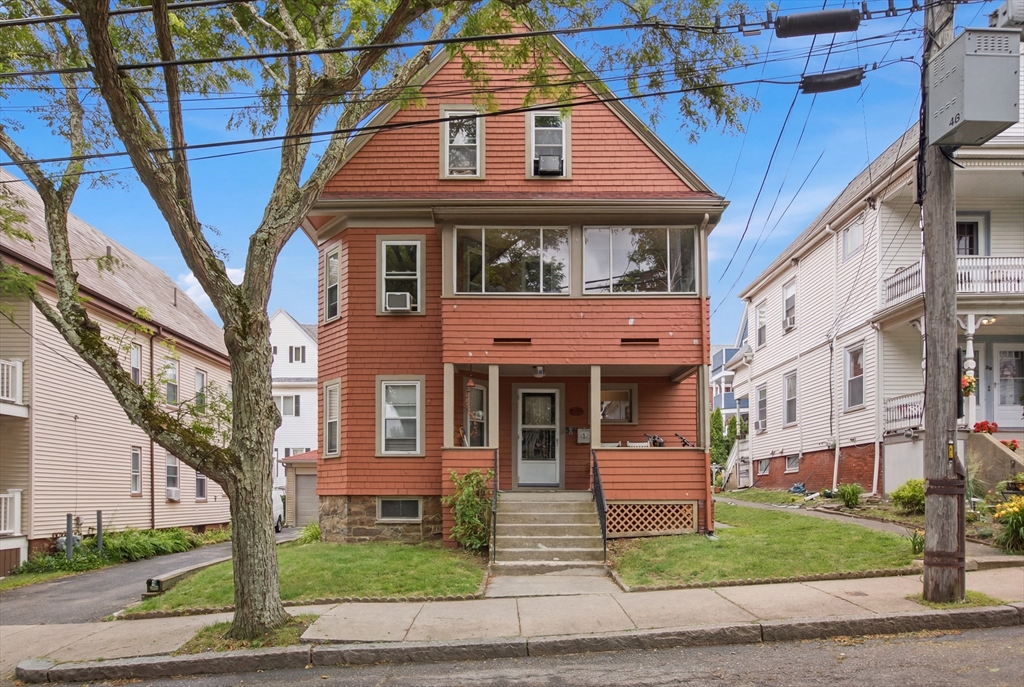 82 Electric Ave in Somerville