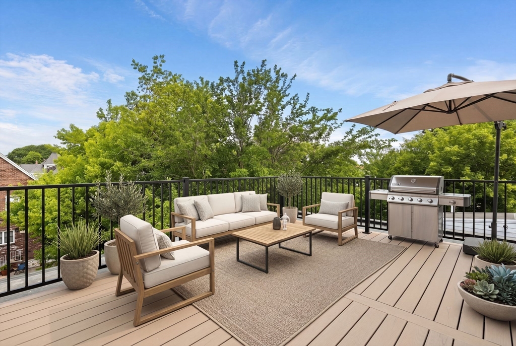 27 Shepard St #4 in Brighton