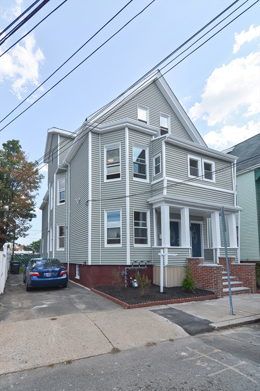 8 Melvin St #2 in Somerville