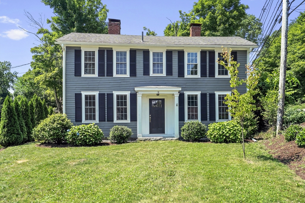 2 Princeton Rd in Sterling