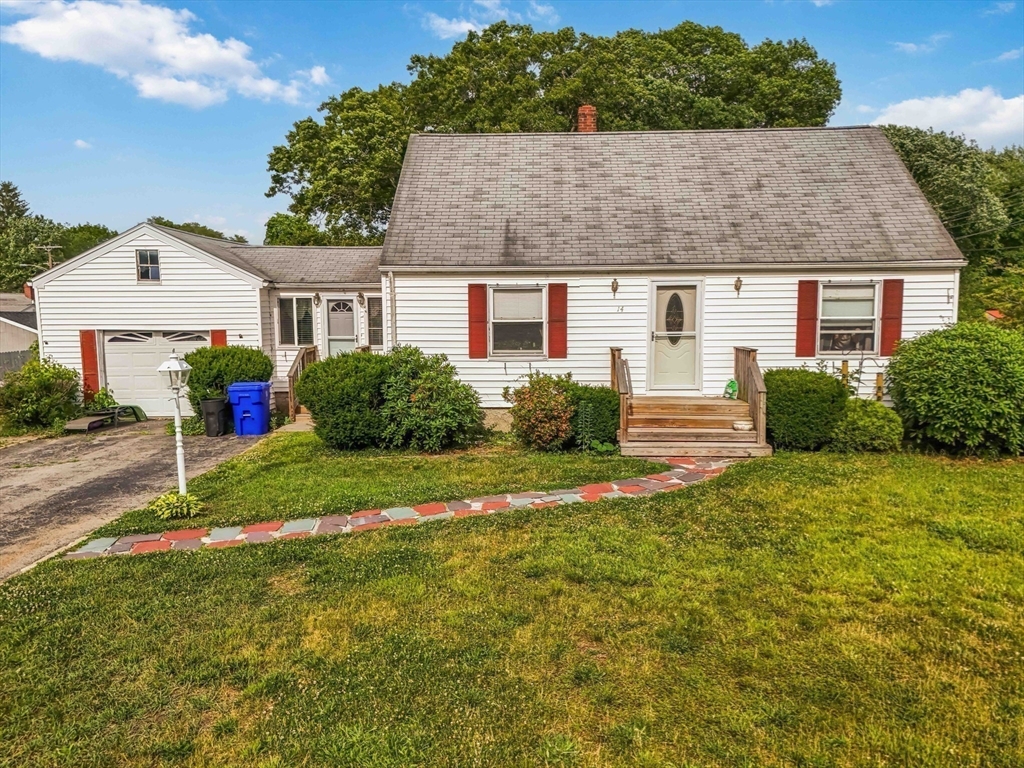 14 Highland Ave in Taunton