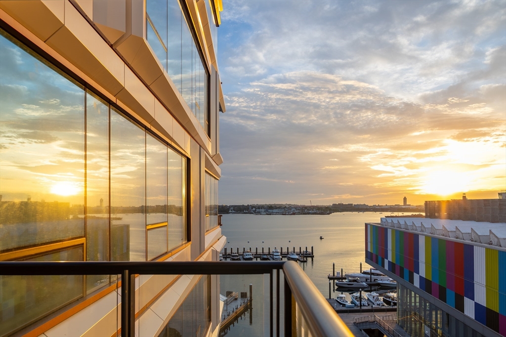 1 Harbor Shore Drive #4M in Boston