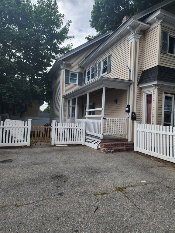 76 Fremont St in Lowell