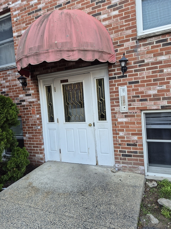 33A Jackson Street #203 in Lynn