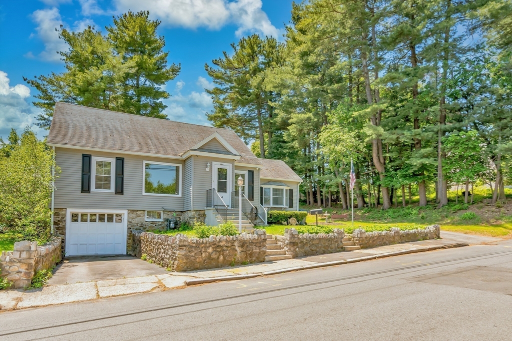 4 Capitol Street in Methuen