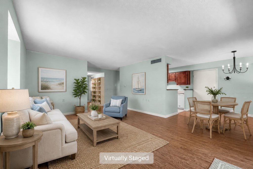 18 Beals Cove Rd #H in Hingham