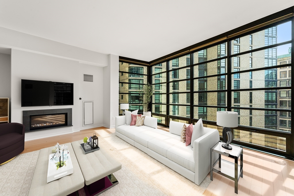 580 Washington St #8C in Boston
