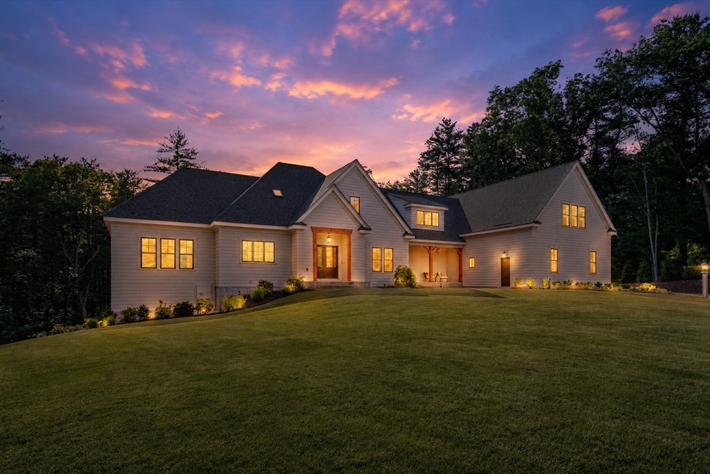 79 Ann Lee Rd in Harvard