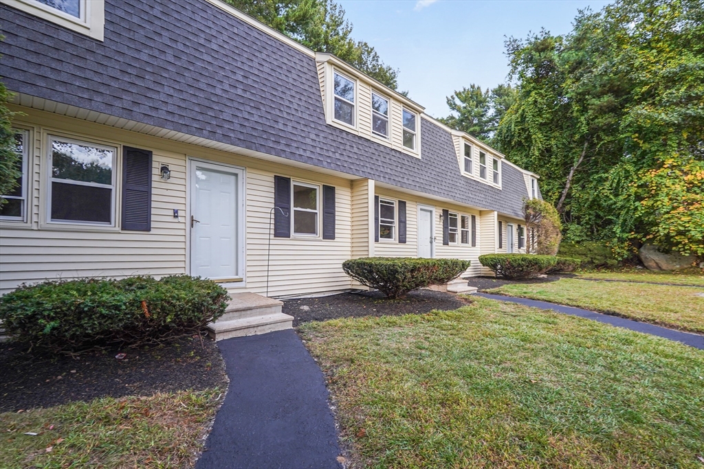 9 Debra Ln #1 in Bellingham