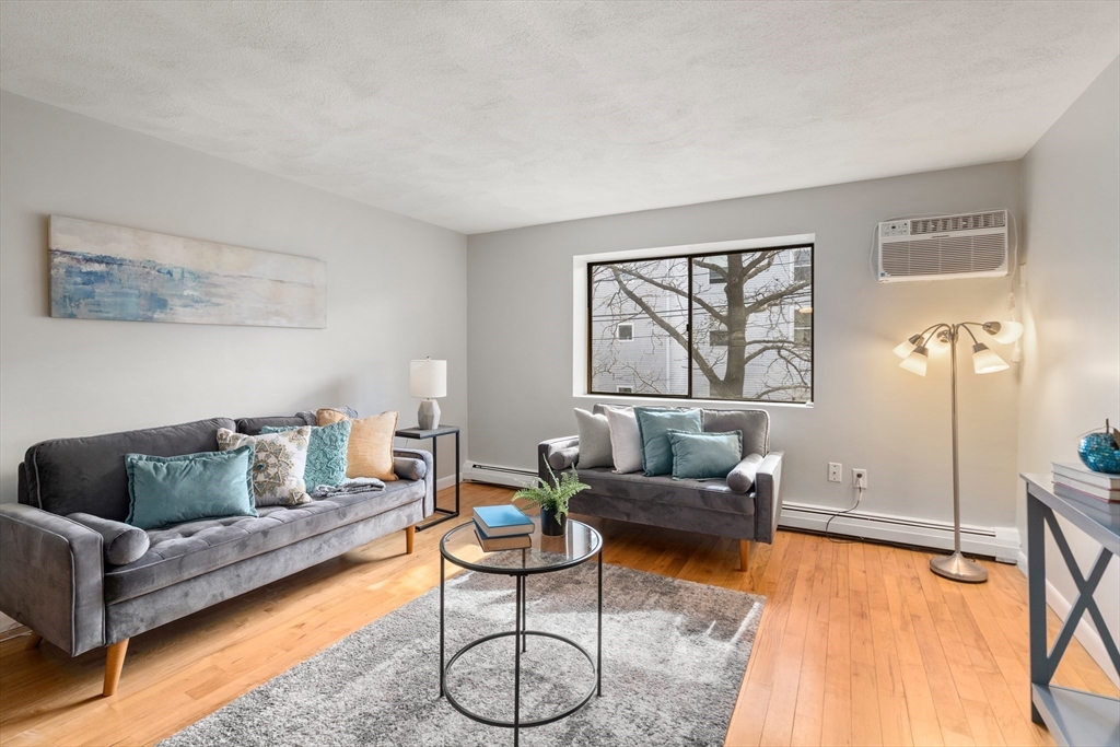 84 Grant St #12 in Somerville