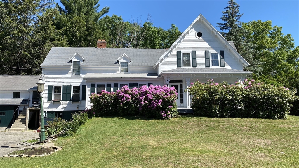 12 Nelson Pl in Worcester