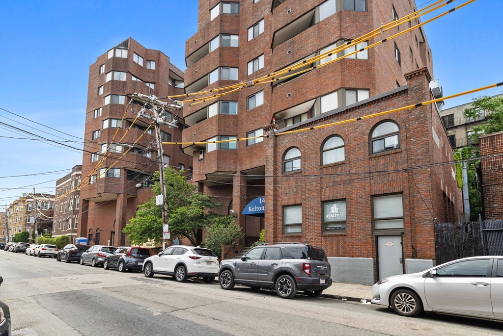 147 Kelton St #510 in Allston