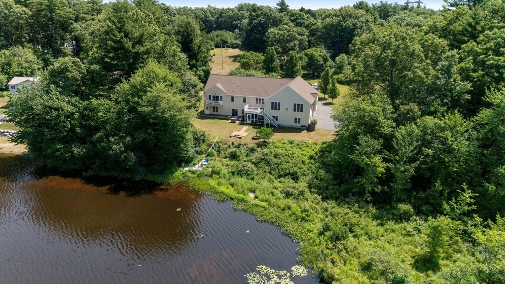 155 Ousamequin Pnes in East Bridgewater