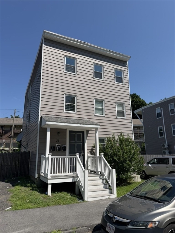 31 North St in Worcester