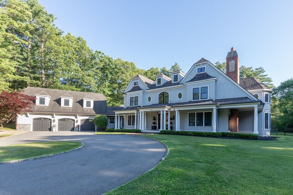 226 Cochituate Rd in Wayland