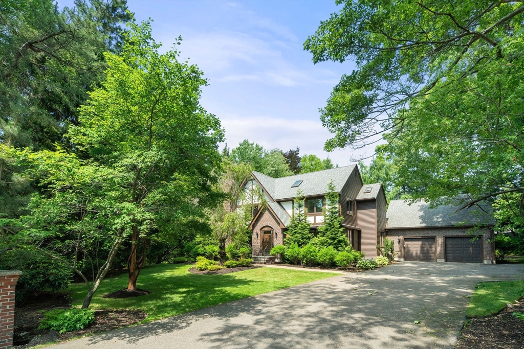 75 Hammond Pond Parkway in Chestnut Hill
