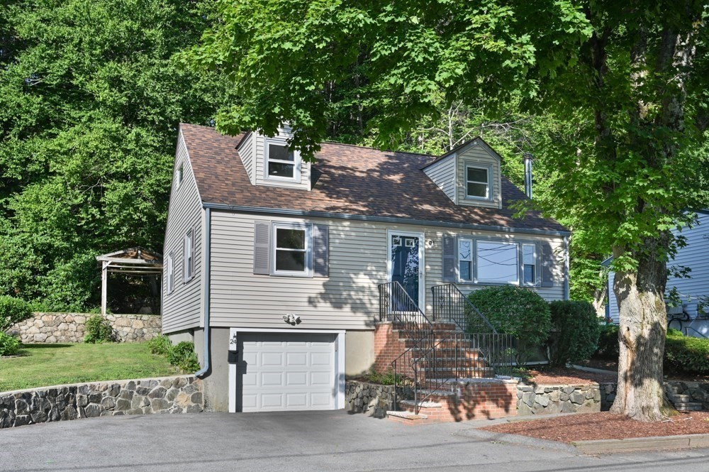 24 Greenwood Road in Peabody