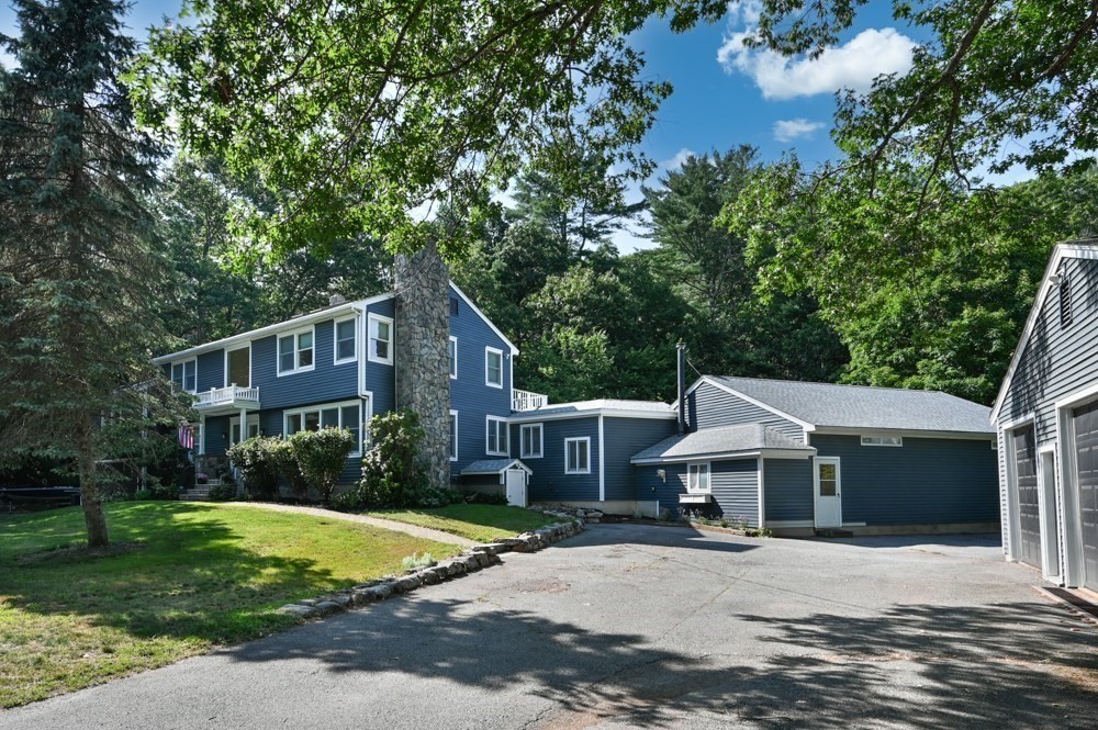 367 Linebrook Rd in Ipswich