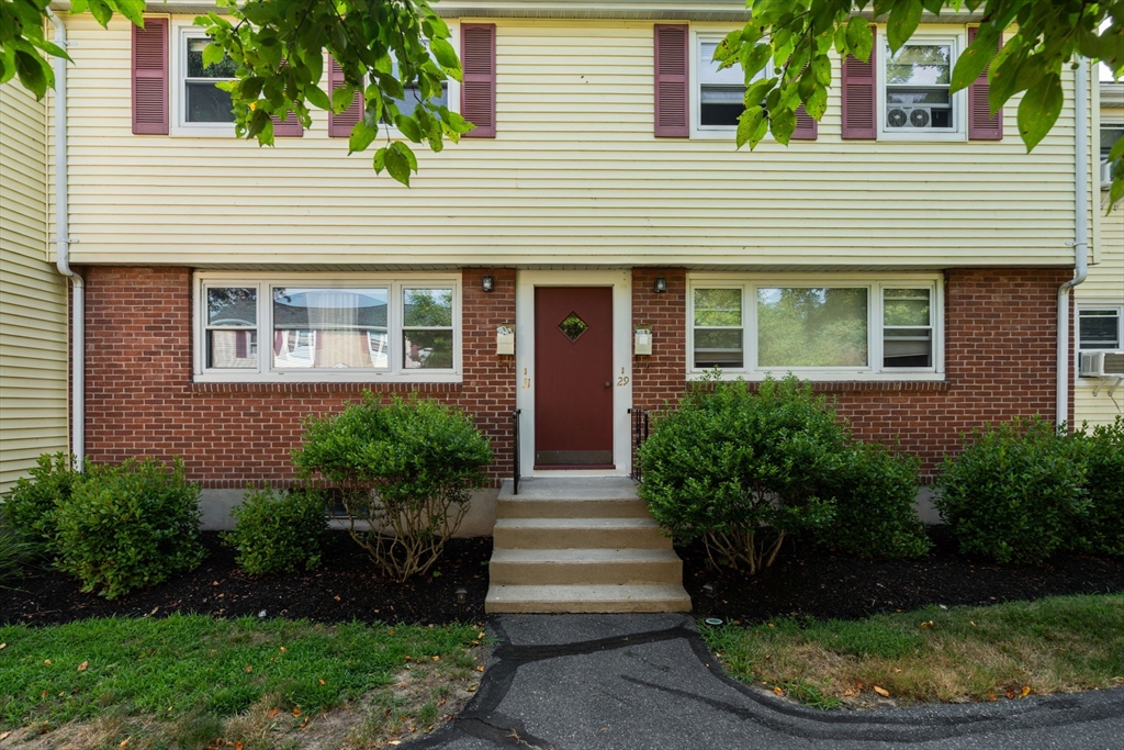 31 Prescott St #31 in Framingham
