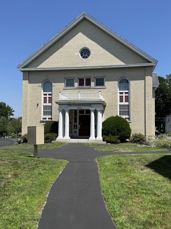 200 Rogers St #7 in Lowell