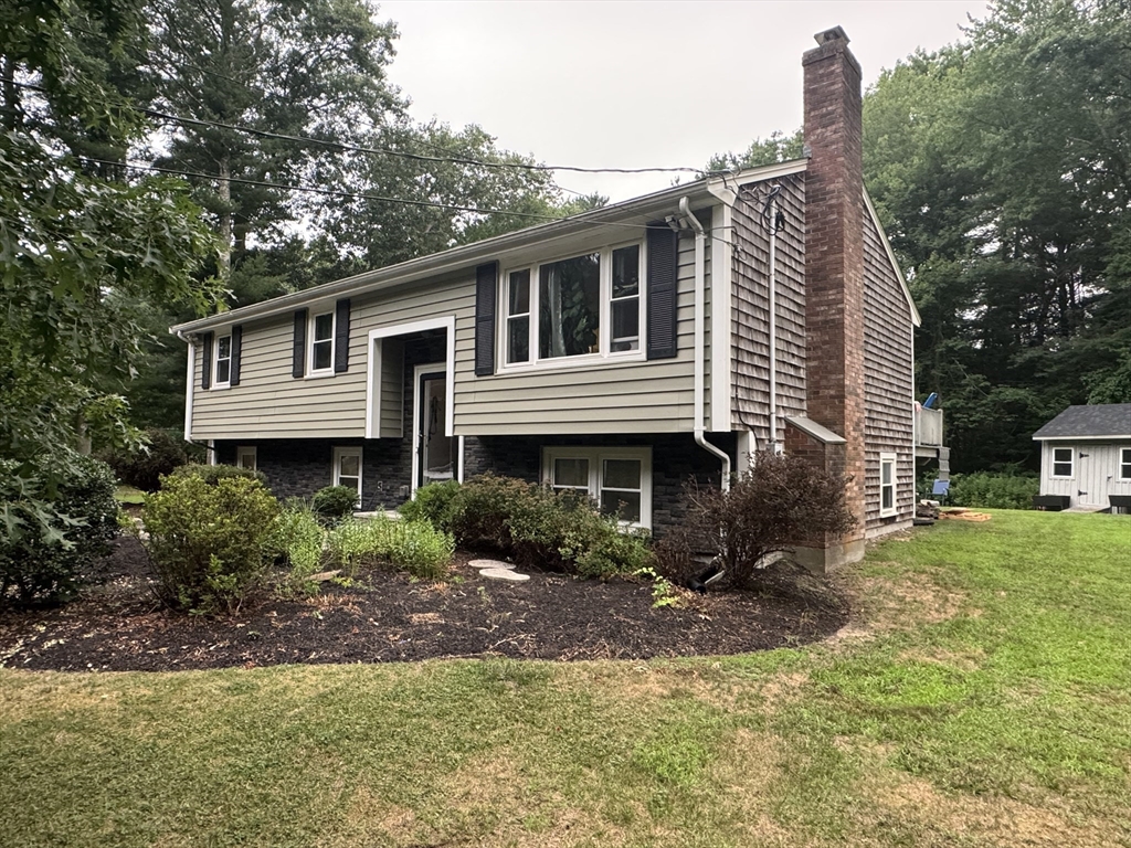 750 King Philip St in Raynham