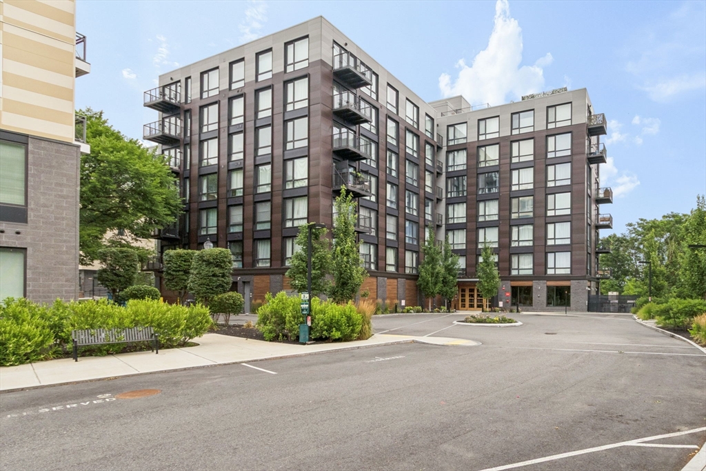 1 Nevins Hill Way #405 in Brighton