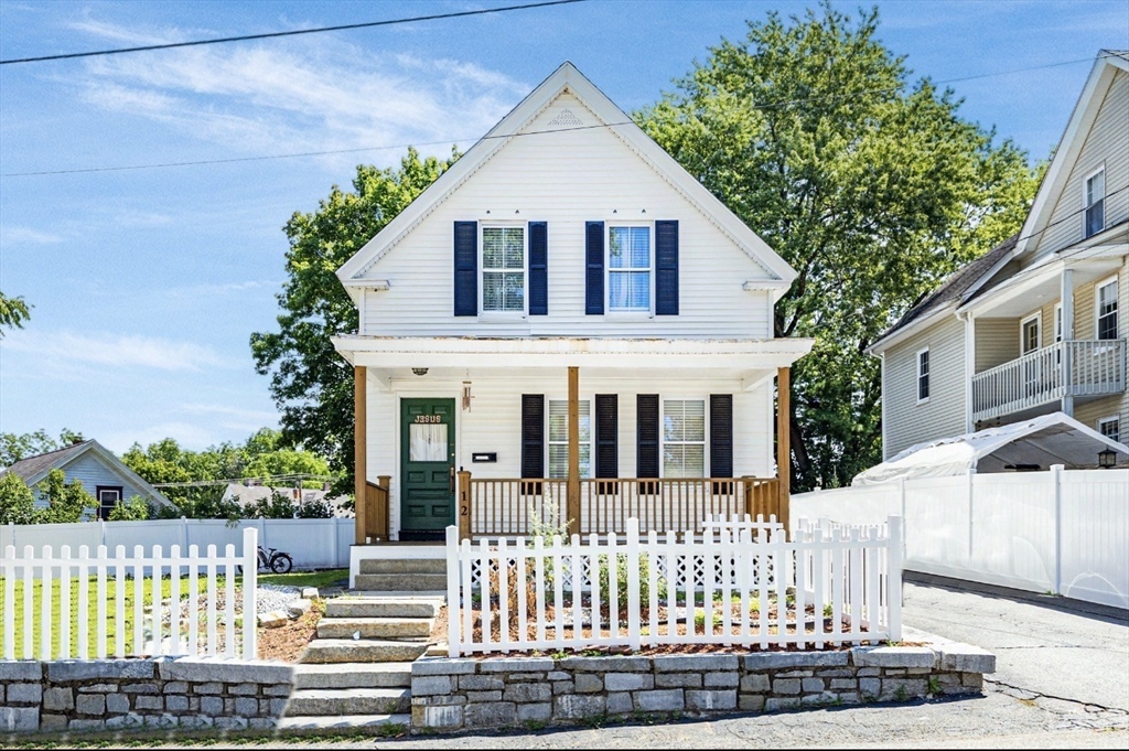 12 Quigley Avenue in North Chelmsford