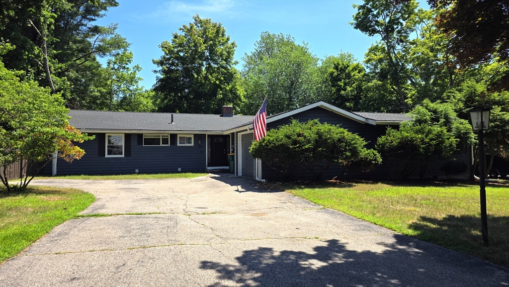 19 Avon Rd in Norwood