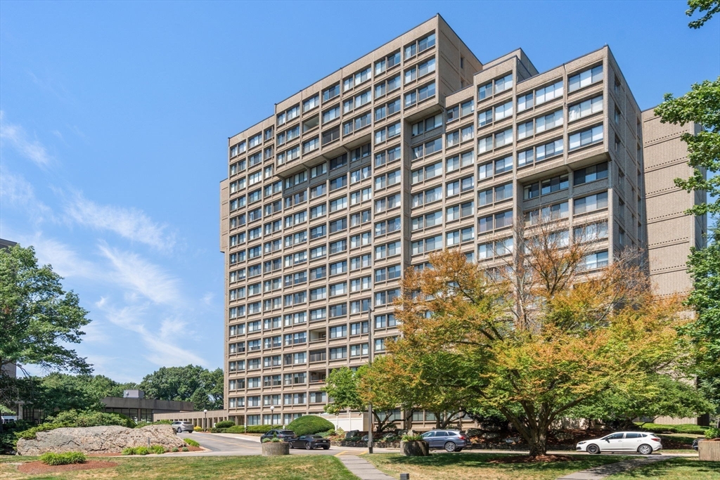 250 Hammond Pond Parkway #1208N in Chestnut Hill