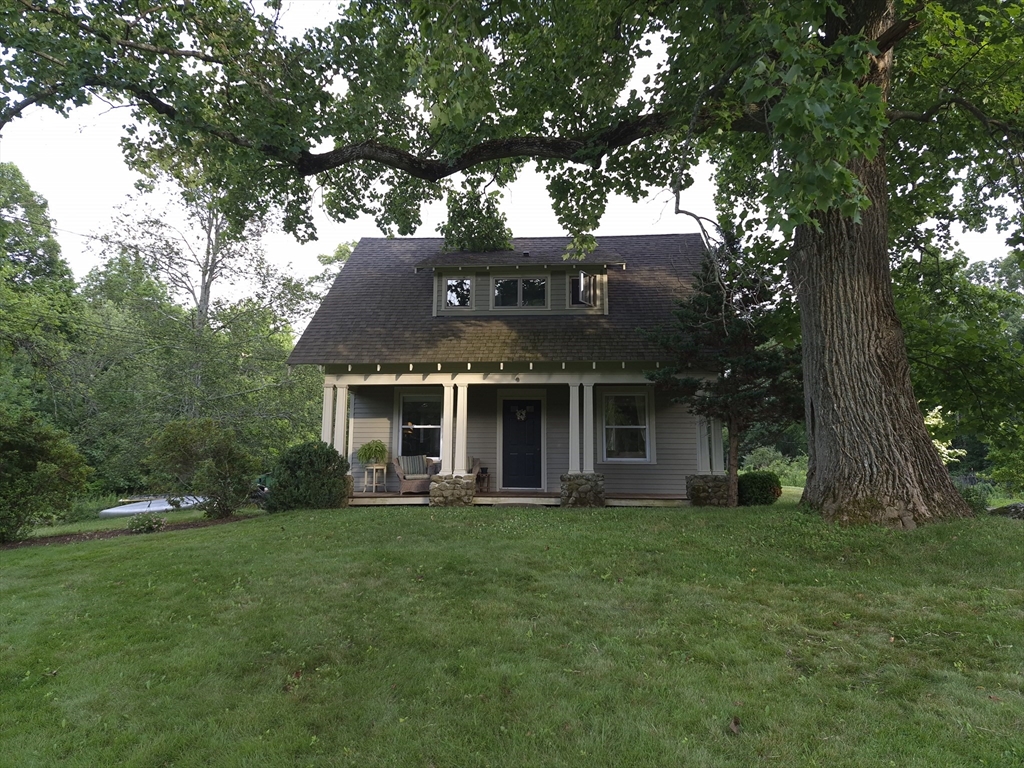116 Hill Street in Topsfield
