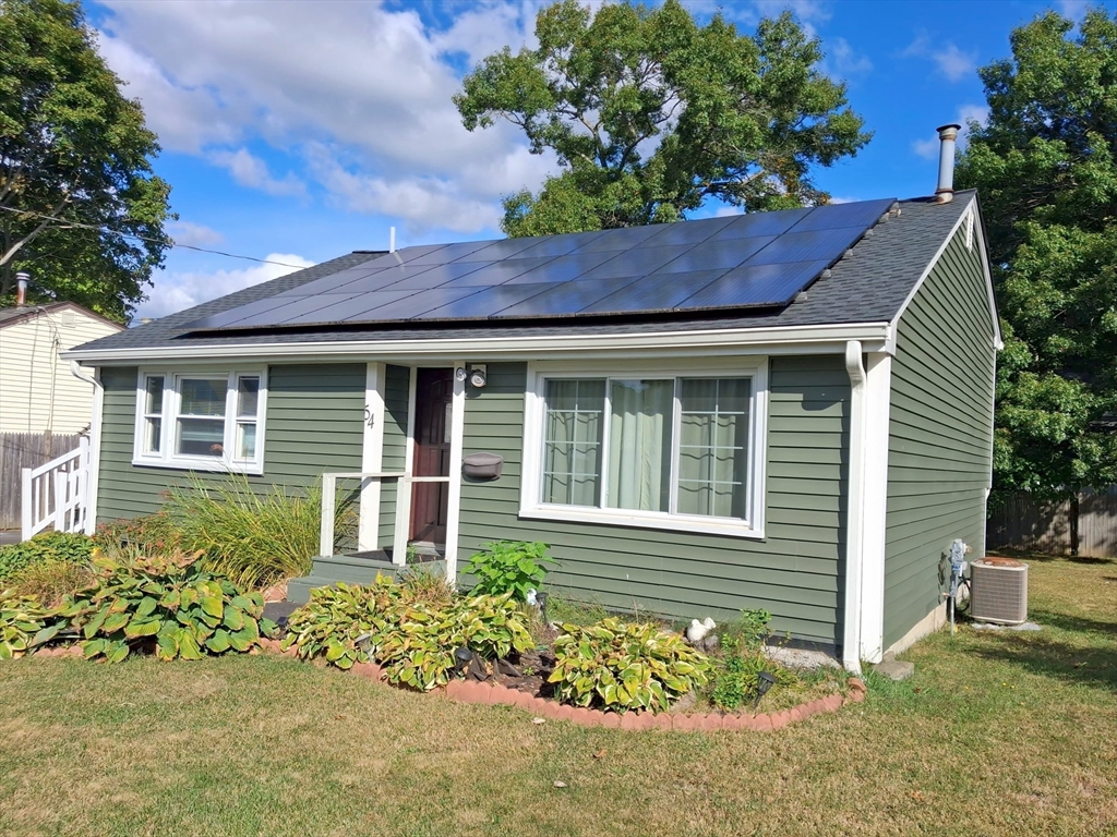 54 Carter St in Brockton