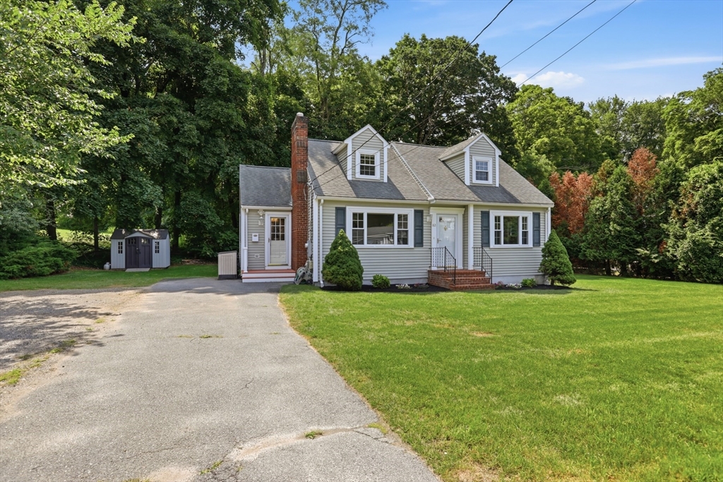 82 Central St. in Andover