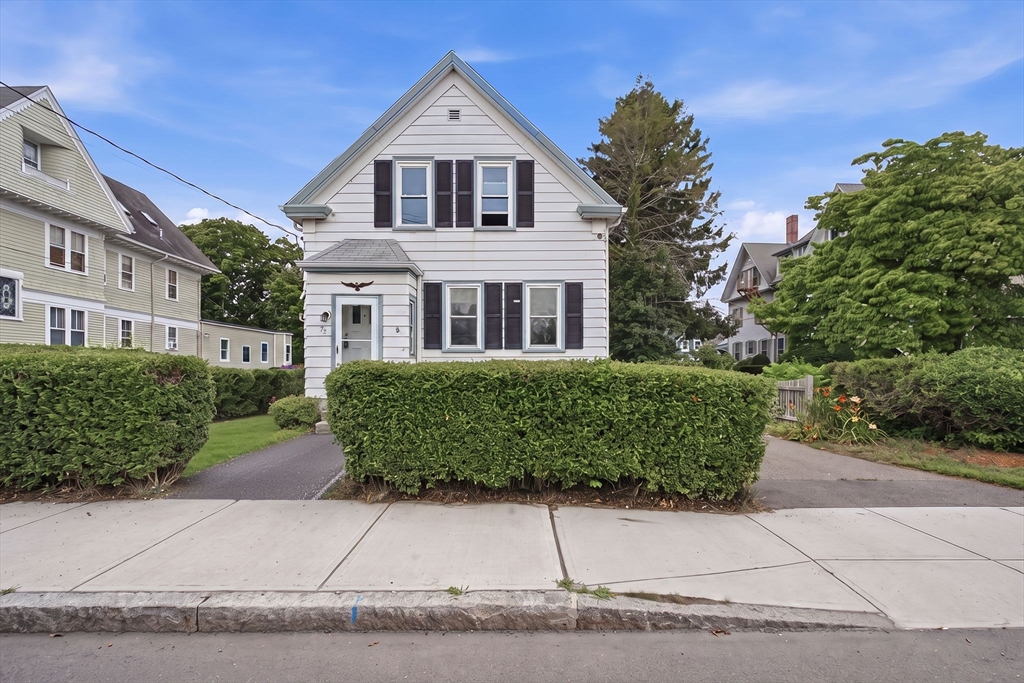 92 Broadway in Taunton
