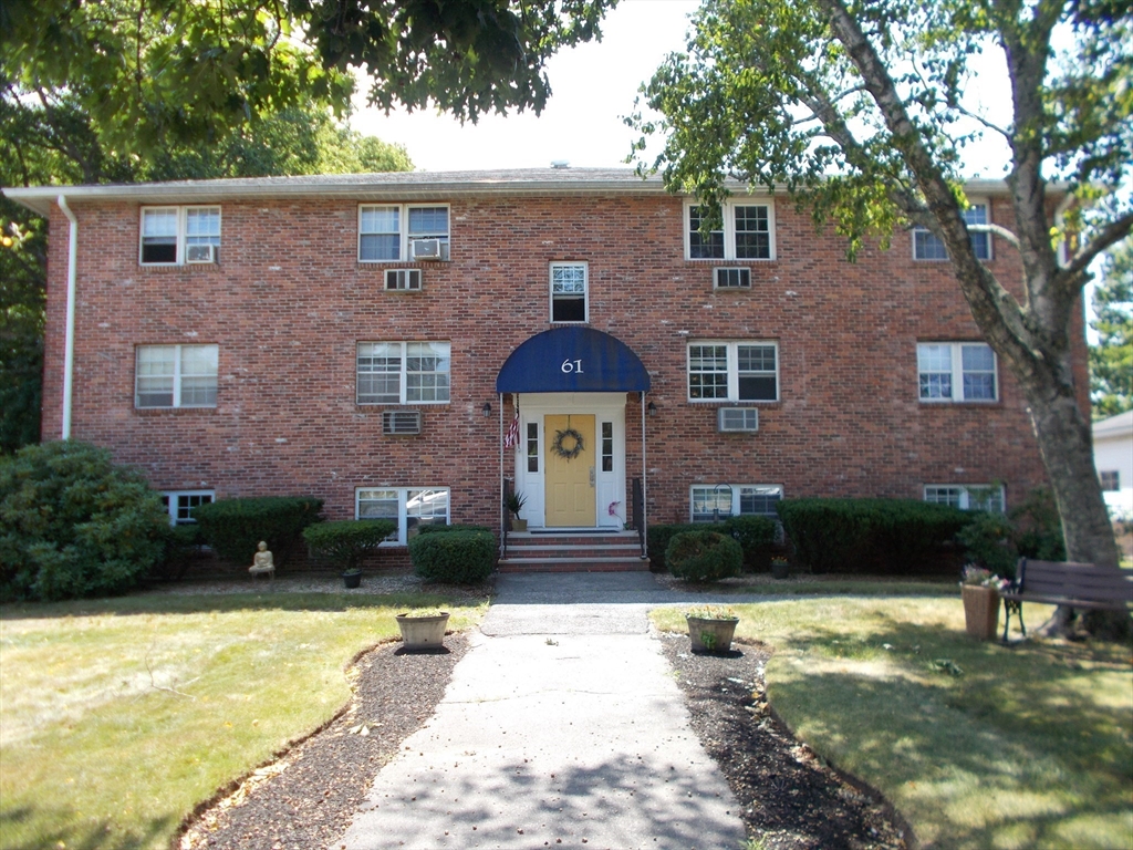 61 Storey Ave #2 in Newburyport