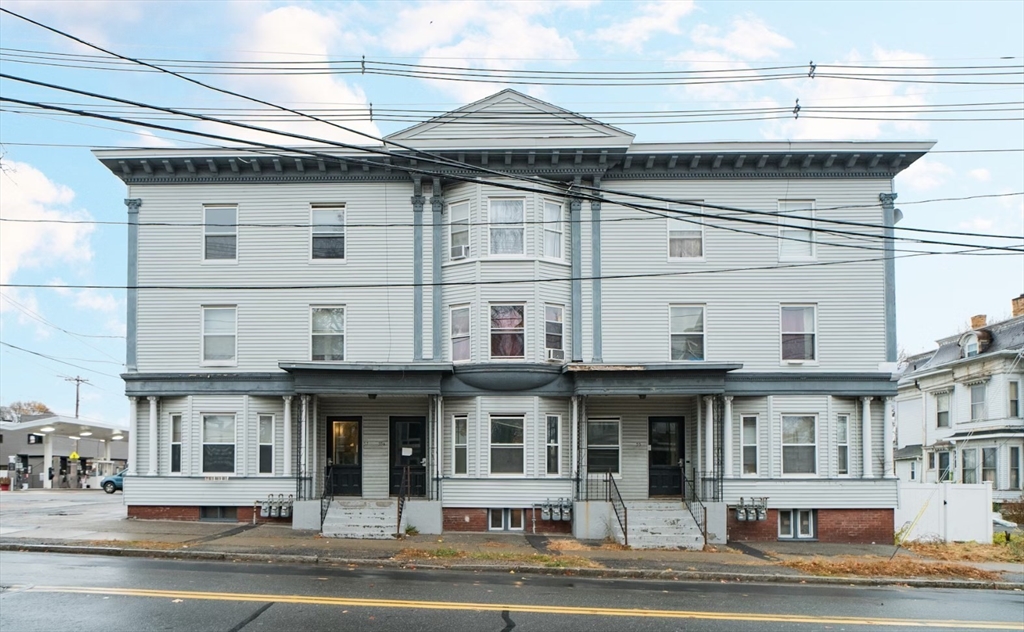 55 Pleasant St in Marlborough
