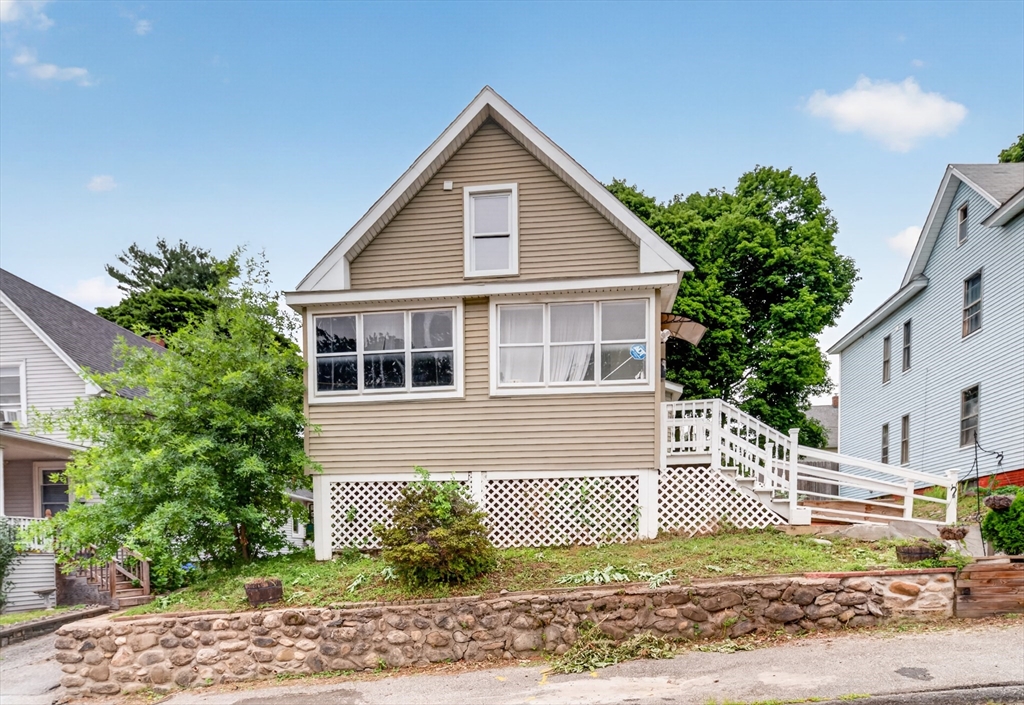 8 Gilman Street in Worcester