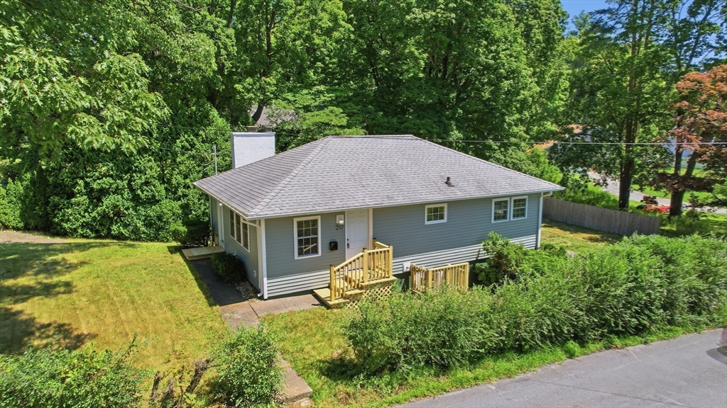 217 West Main St in Northborough