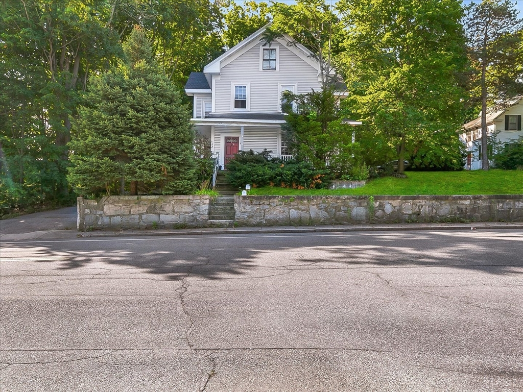 2 Lexington St in Woburn