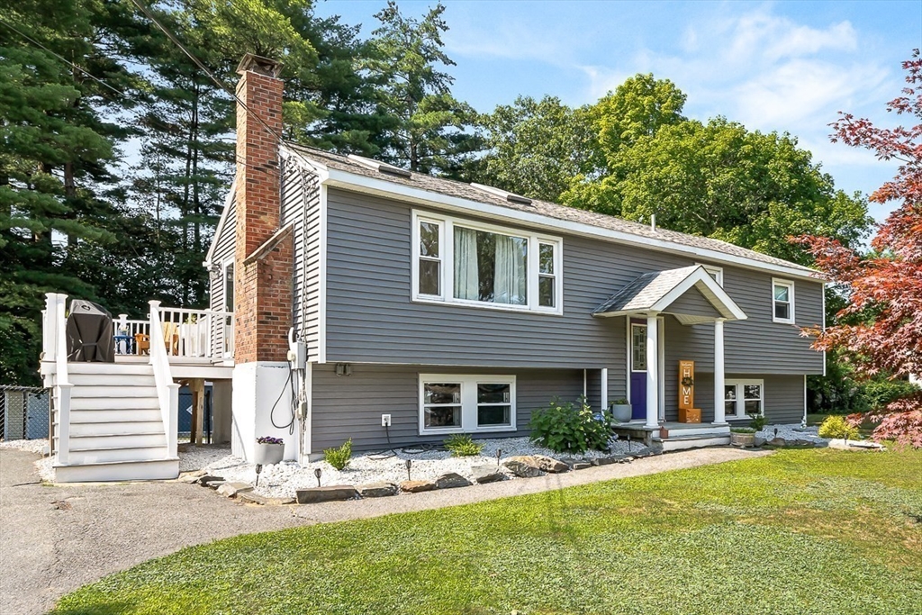 8 Haskell Rd in Pepperell